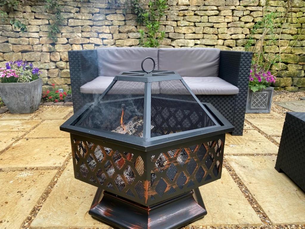 2 Bedroom Cottage Chipping Campden تْشيبينْغْ كامبدين المظهر الخارجي الصورة
